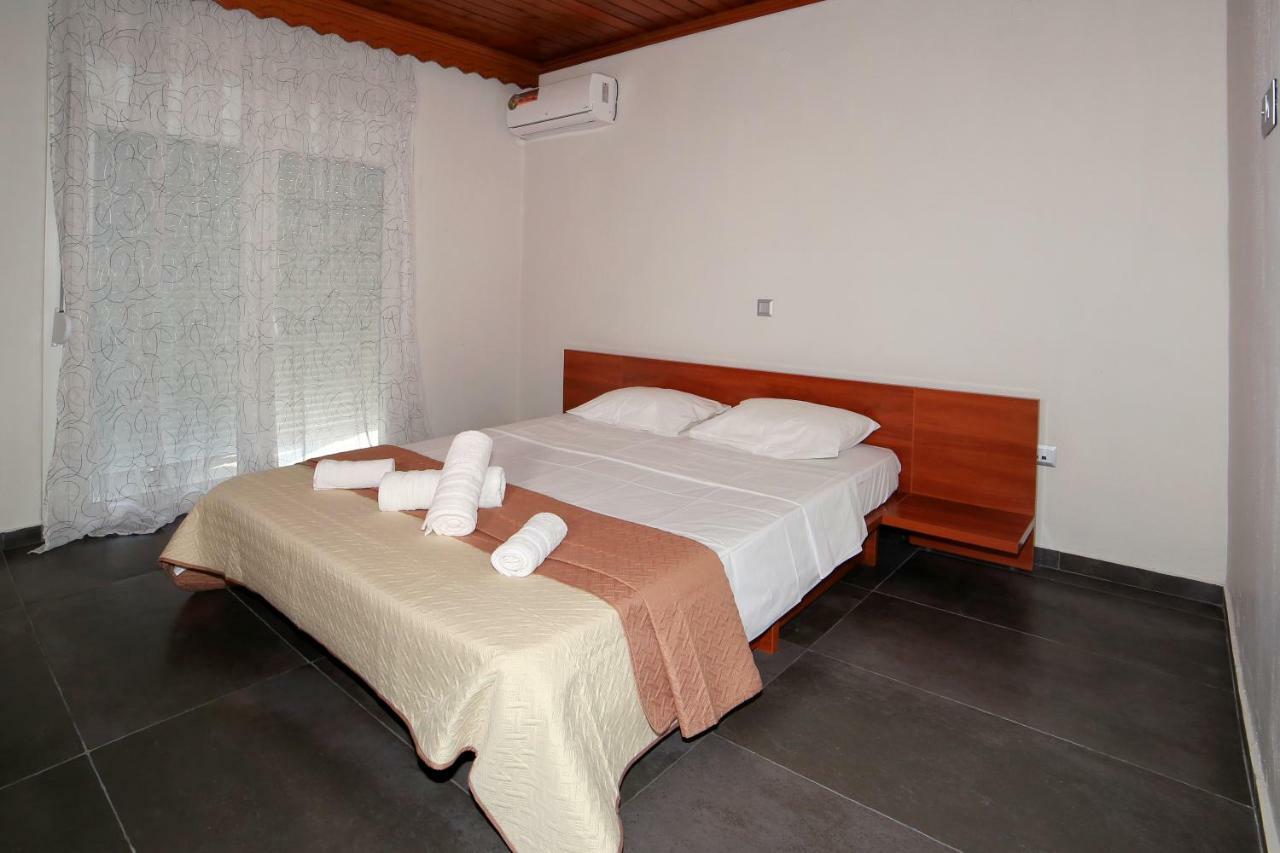 Villa House Loana Neos Marmaras Esterno foto